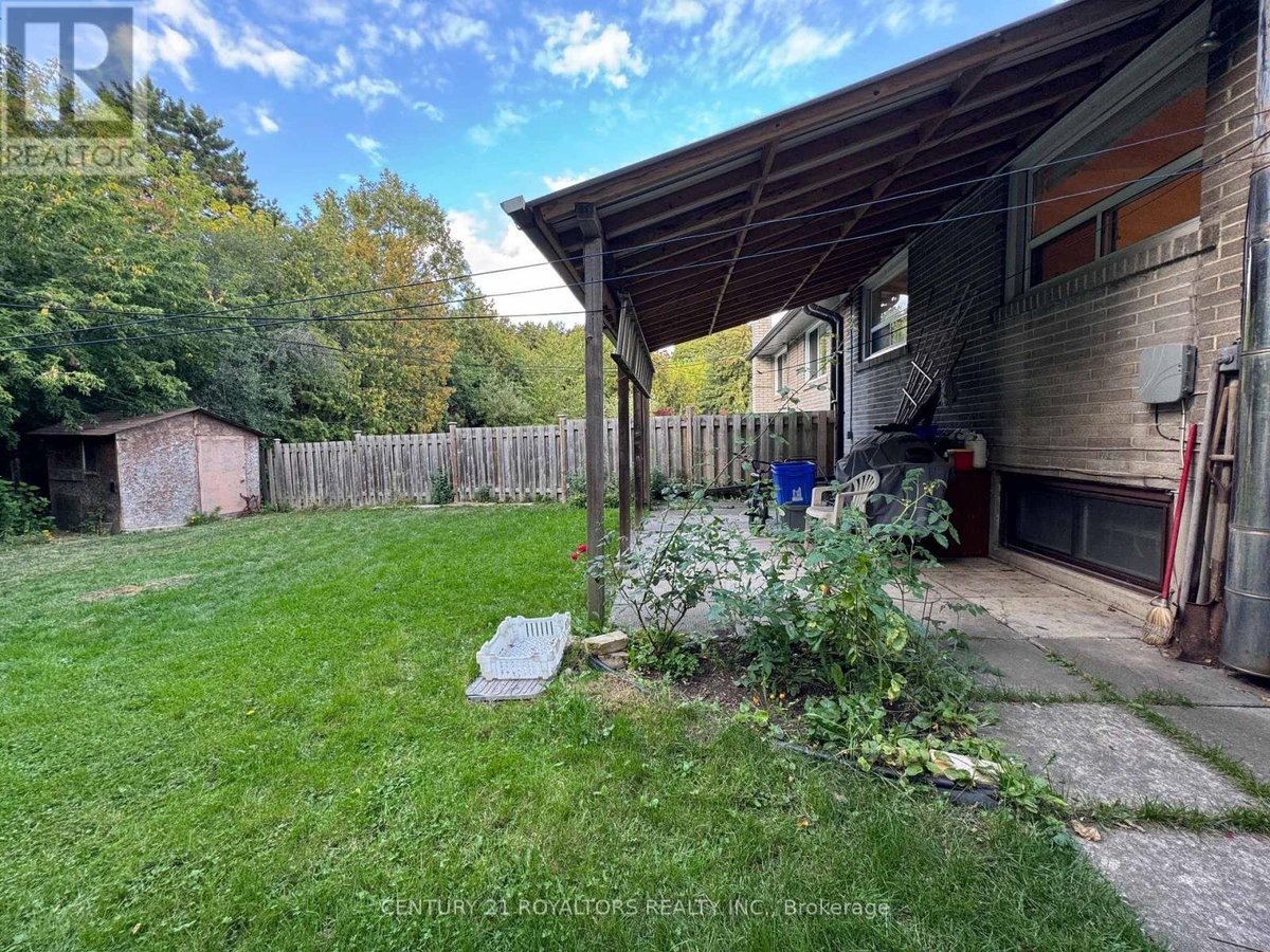 70 MARBURY CRESCENT - Photo 38