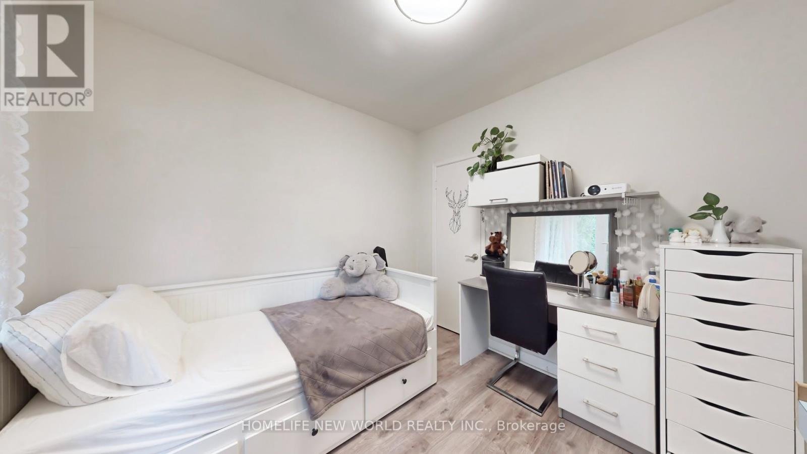 11 ELYNHILL DRIVE - Photo 18