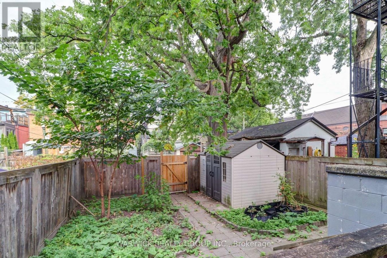 61 BRUNSWICK AVENUE - Photo 23