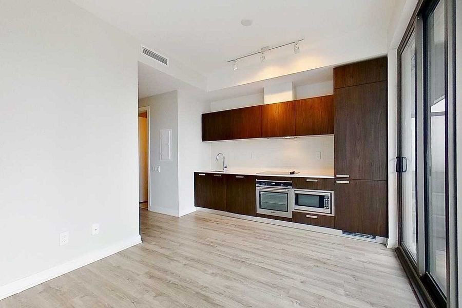50 Charles Street East - Photo 19