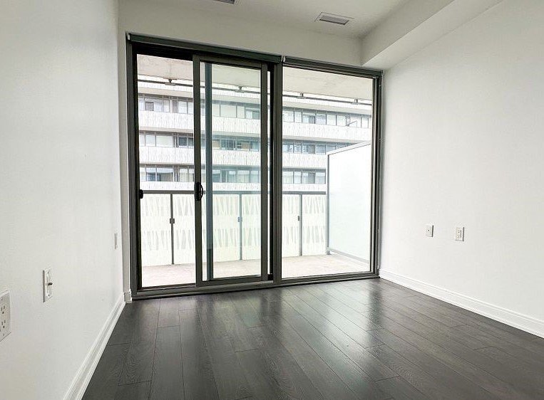 50 Charles Street East - Photo 4