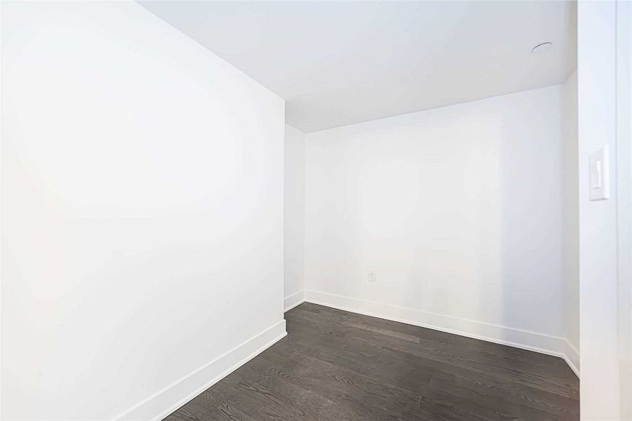 955 Bay Street - Photo 12