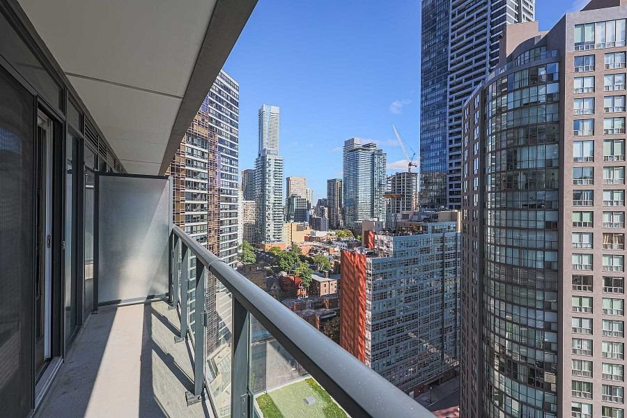 955 Bay Street - Photo 18