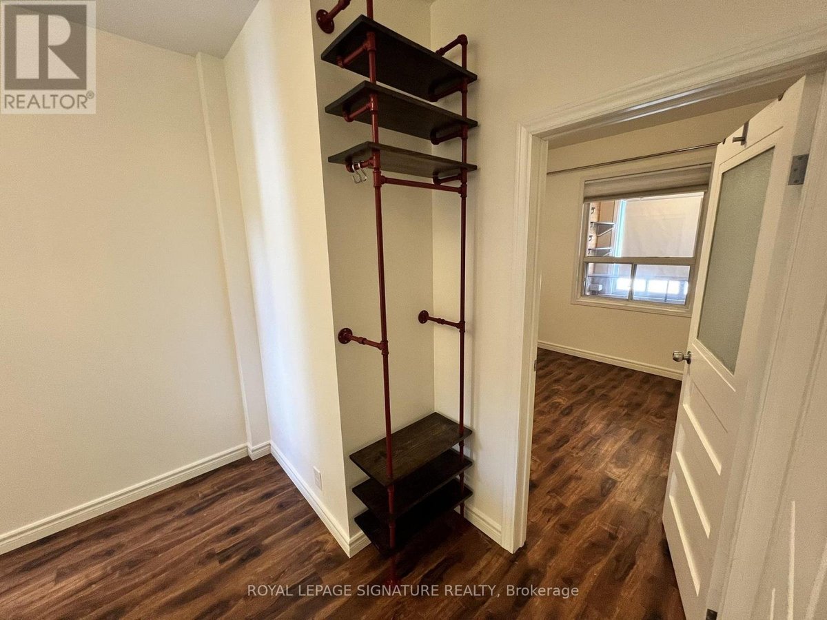MAIN - 800 PAPE AVENUE - Photo 5