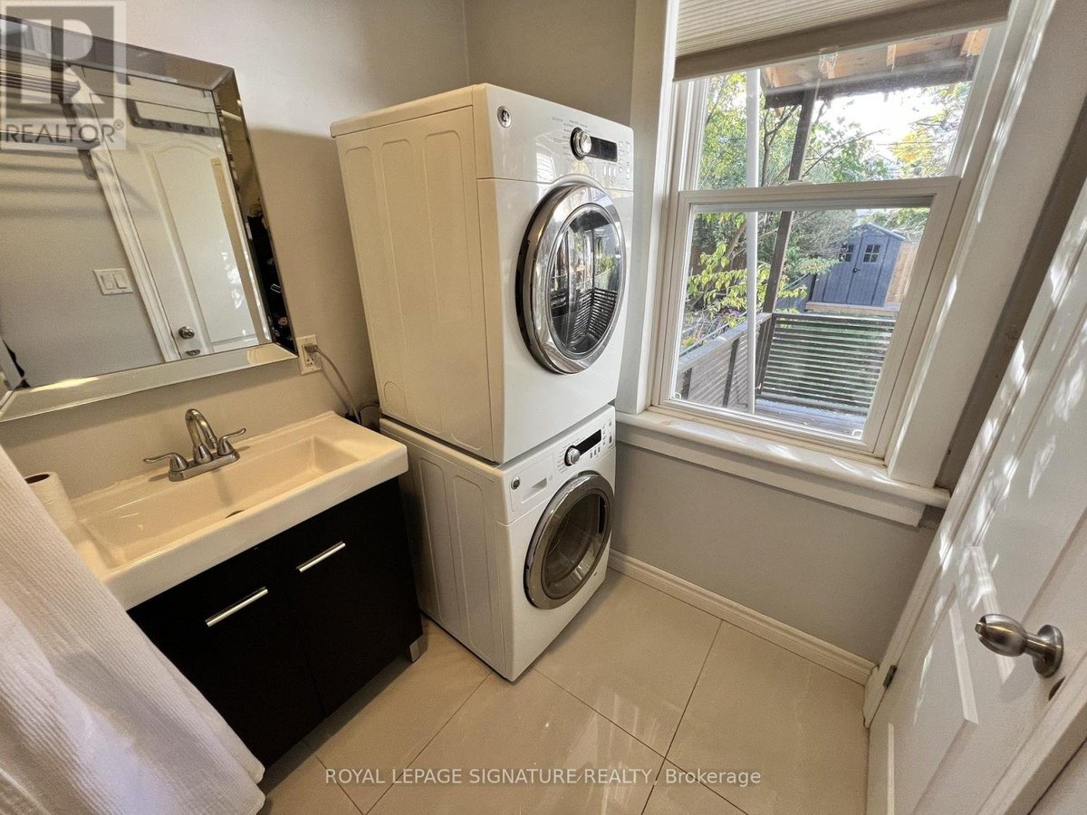 MAIN - 800 PAPE AVENUE - Photo 14