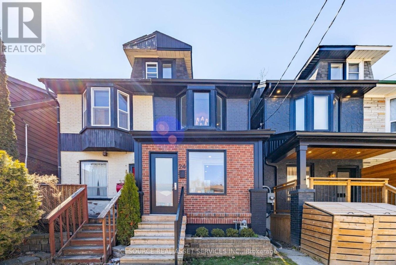 MAIN - 24 PAPE AVENUE - Photo 1