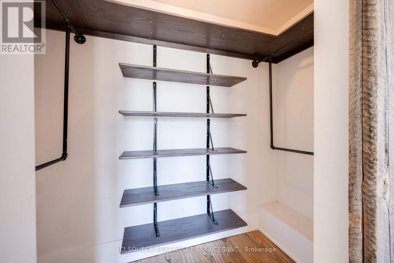 MAIN - 24 PAPE AVENUE - Photo 21
