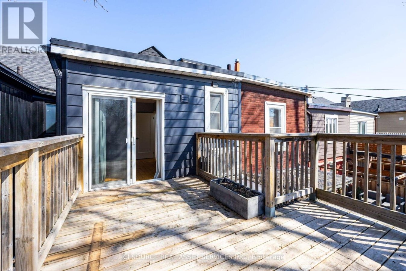 MAIN - 24 PAPE AVENUE - Photo 26
