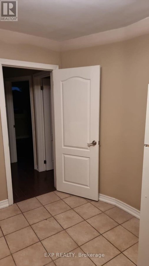 2ND FLR - 841 RUNNYMEDE ROAD - Photo 3