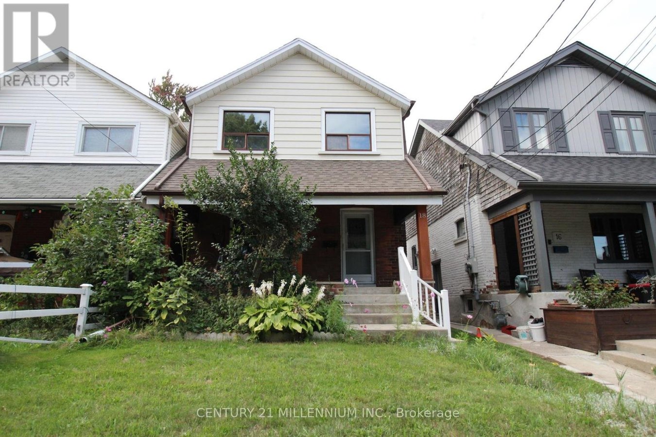18 GLENVALLEY DRIVE - Photo 1