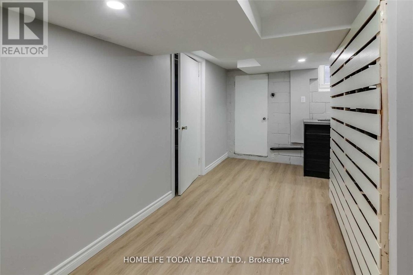 BSMT -B - 19 BARDWELL CRESCENT - Photo 3