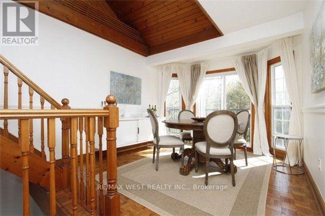 730 LOGAN AVENUE - Photo 3