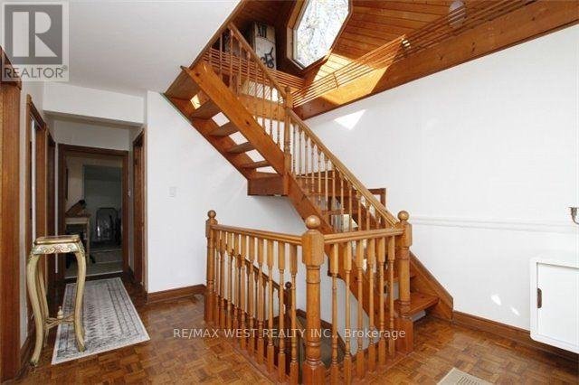 730 LOGAN AVENUE - Photo 7