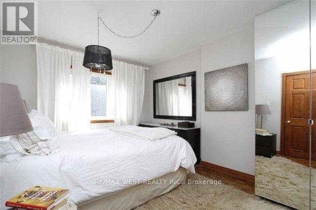 730 LOGAN AVENUE - Photo 8