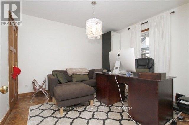 730 LOGAN AVENUE - Photo 9