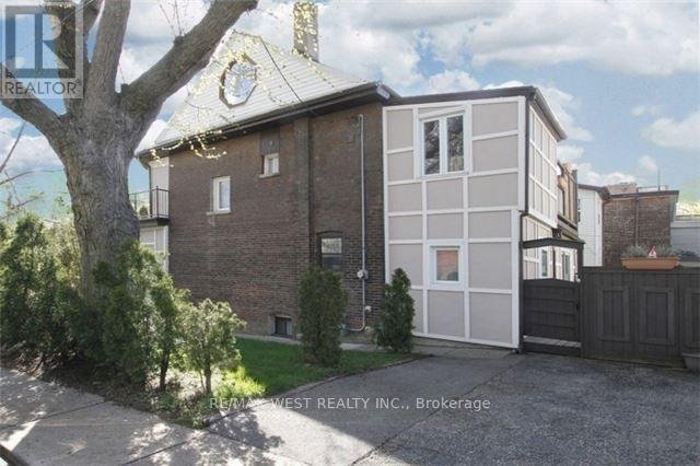 730 LOGAN AVENUE - Photo 13