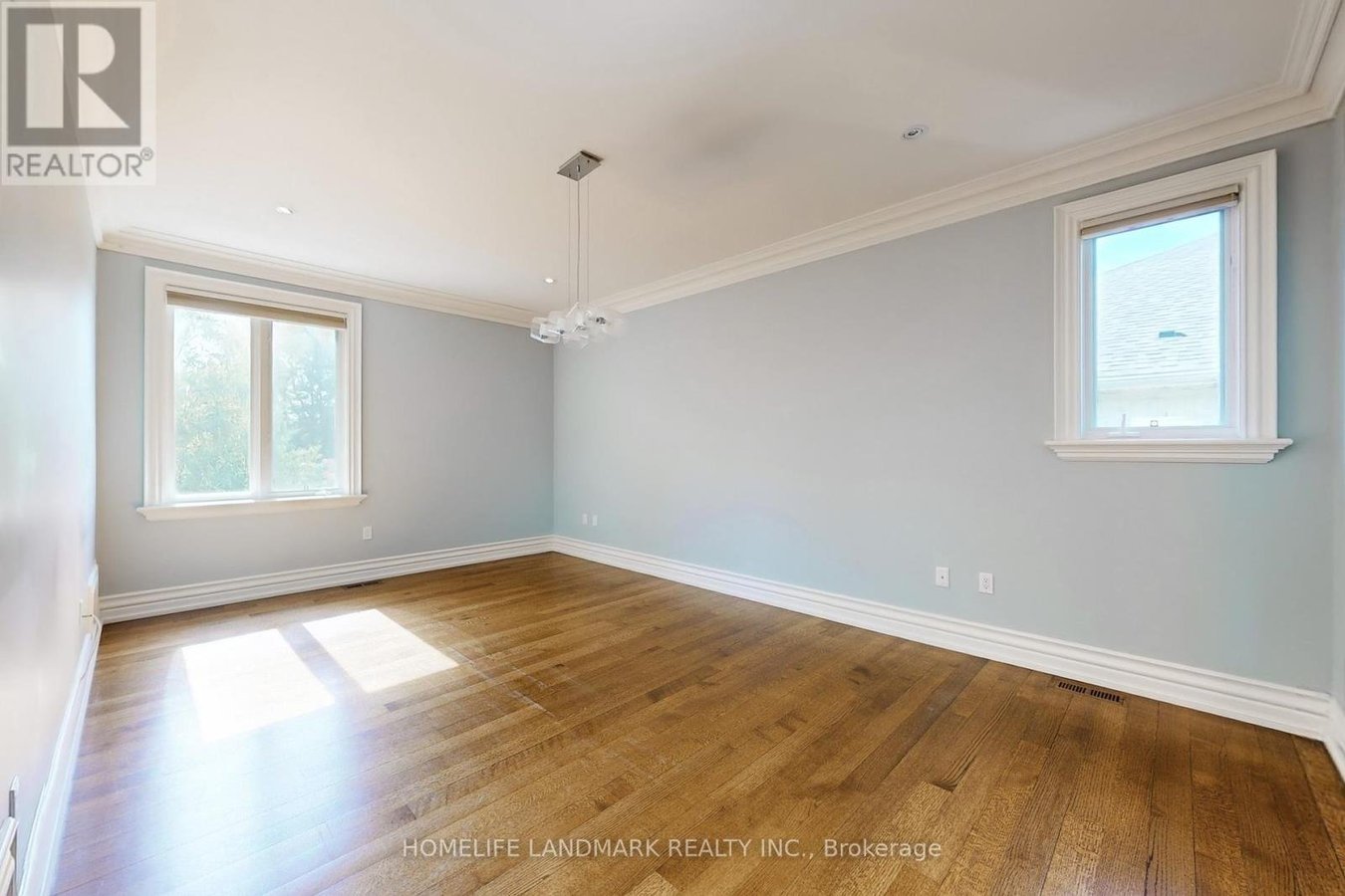85 ALDERSHOT CRESCENT - Photo 36