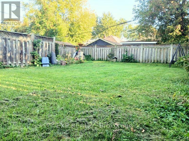 LOWER - 861 COSBURN AVENUE - Photo 9
