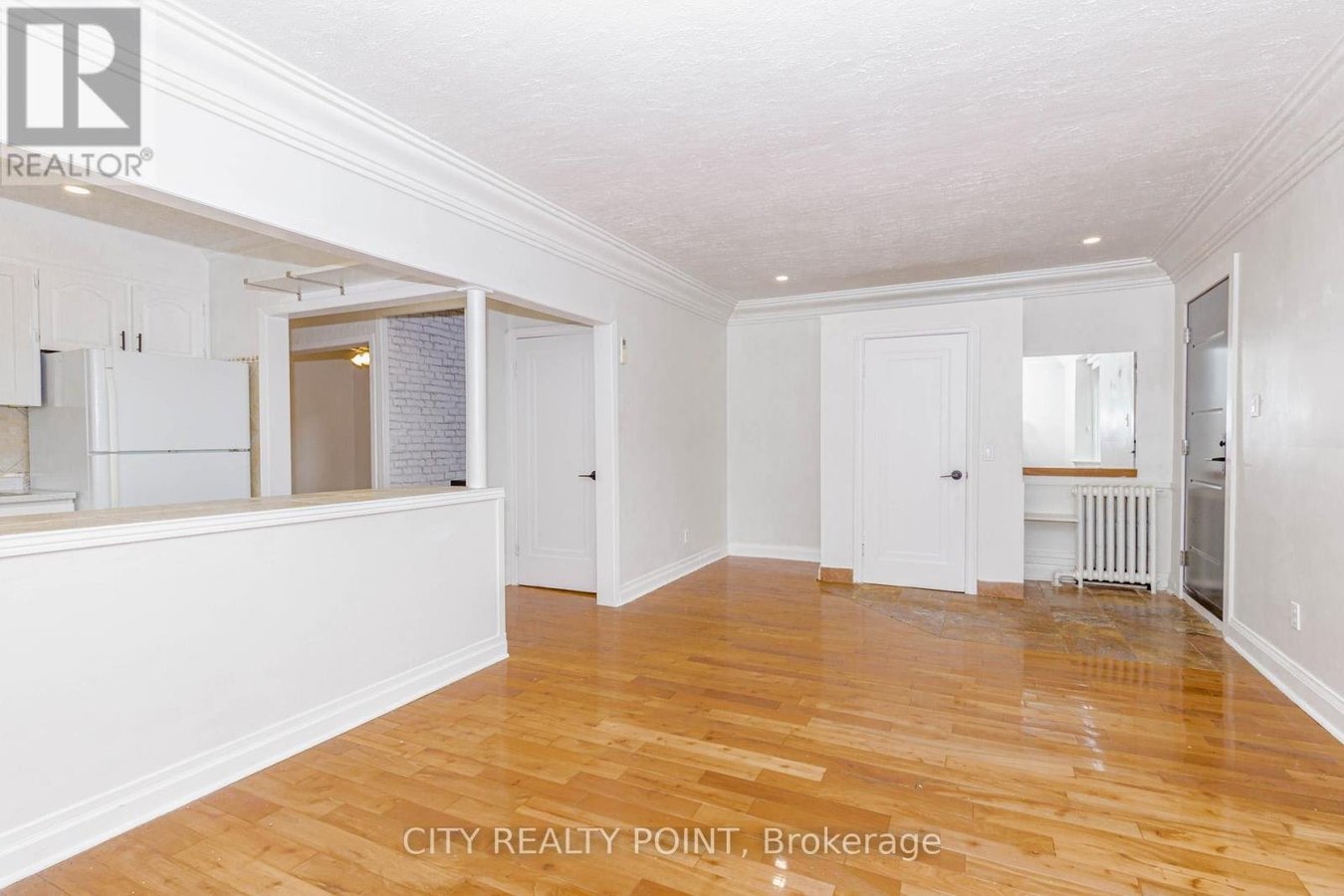 80 ALBANI STREET - Photo 7