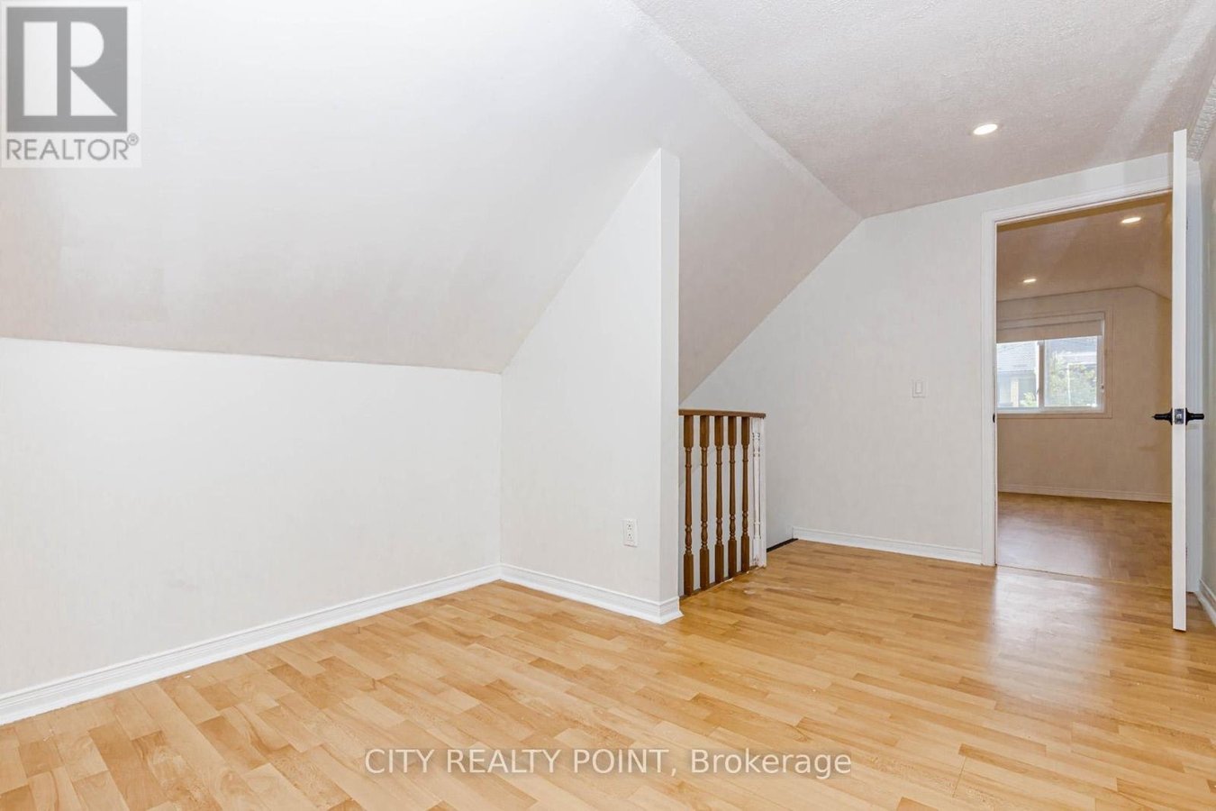 80 ALBANI STREET - Photo 29
