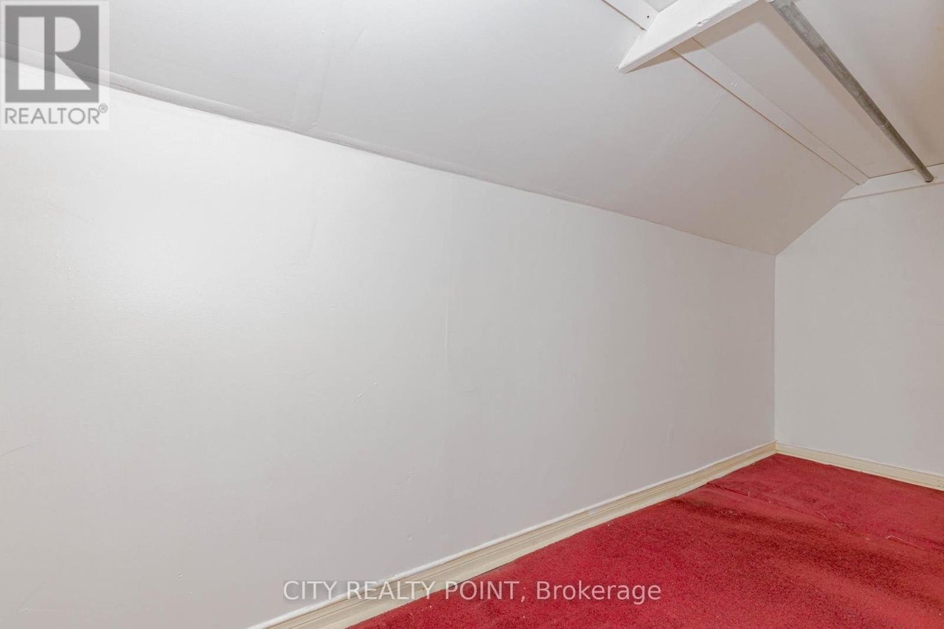 80 ALBANI STREET - Photo 33