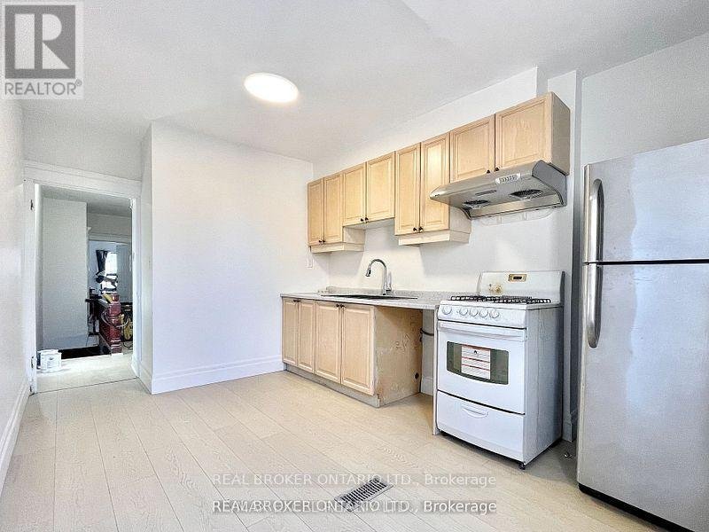 UPPER - 26 CARR STREET - Photo 3