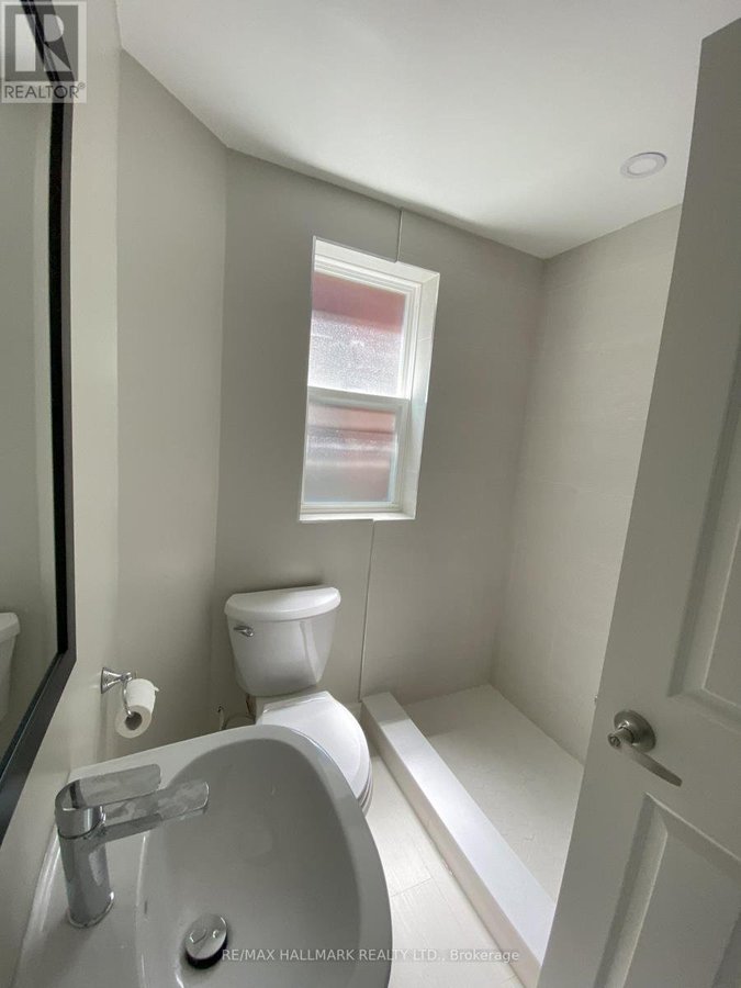 UPPER - 479 MARGUERETTA STREET - Photo 5