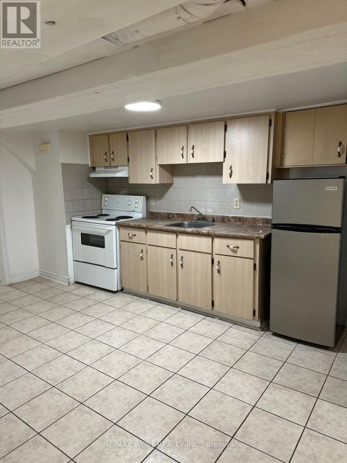 LOWER - 563 OSSINGTON AVENUE - Photo 6