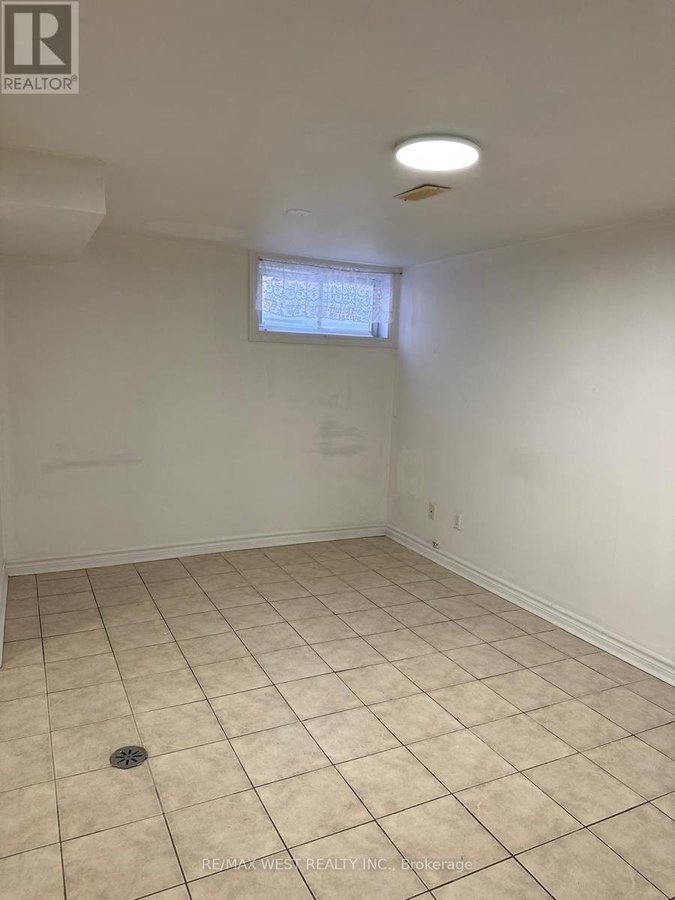 LOWER - 563 OSSINGTON AVENUE - Photo 9
