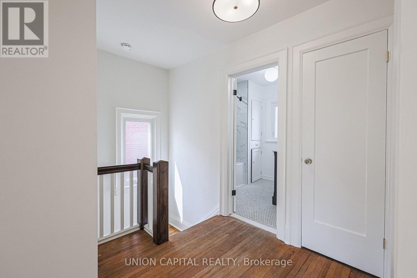1064 ROYAL YORK ROAD - Photo 20