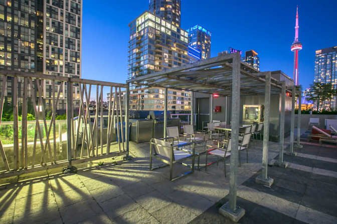 Downtown - Photo 8
