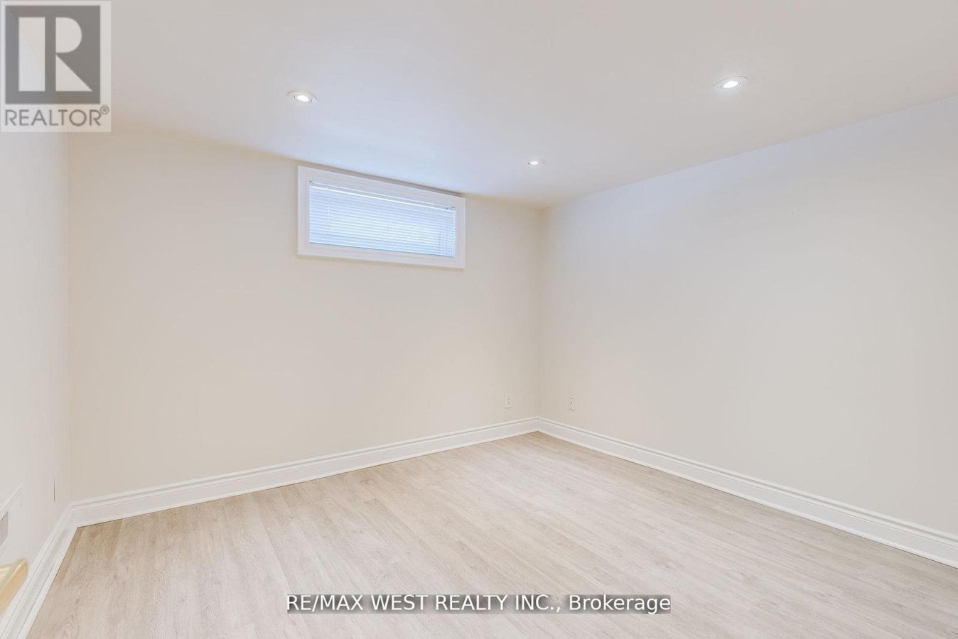LOWER - 606 CONACHER DRIVE - Photo 10