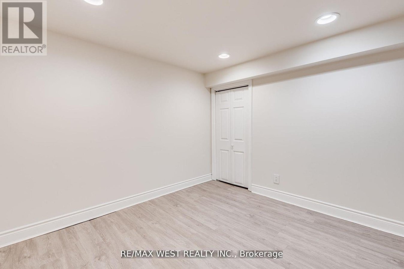 LOWER - 606 CONACHER DRIVE - Photo 13