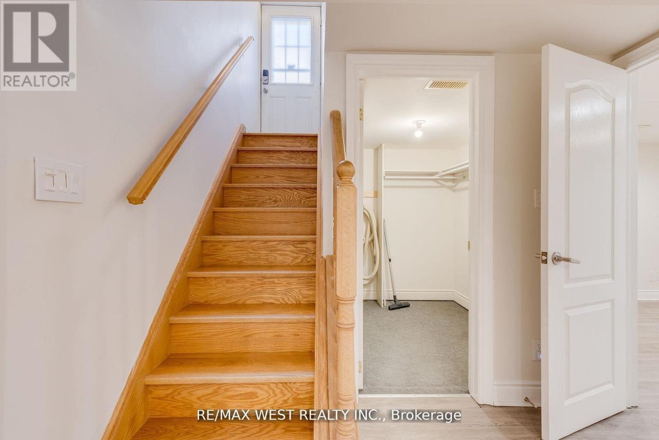 LOWER - 606 CONACHER DRIVE - Photo 14
