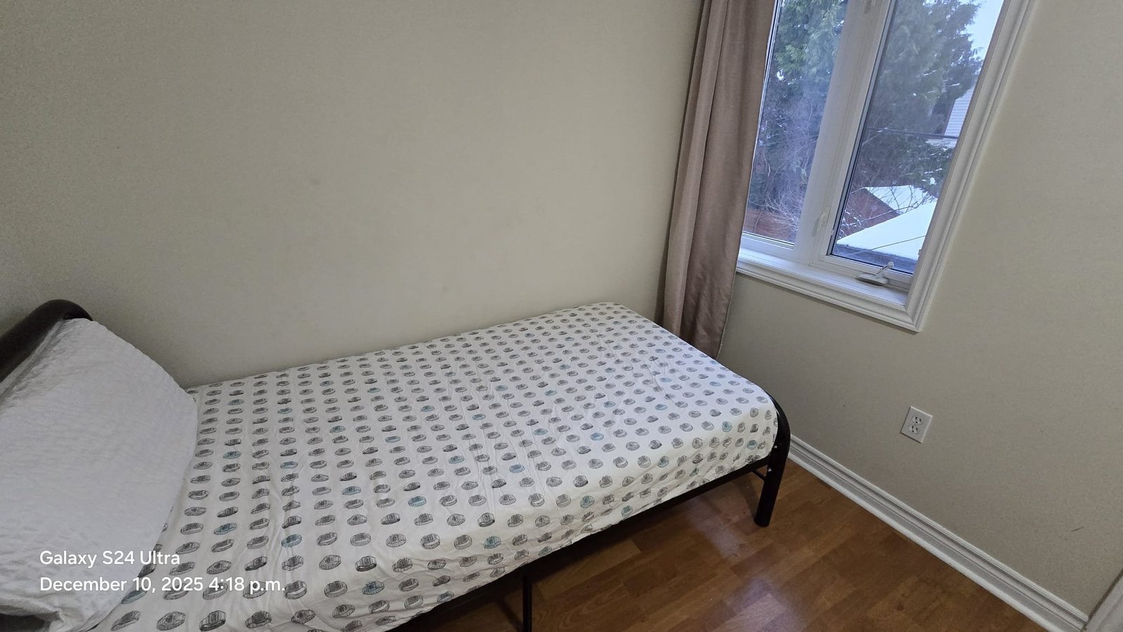 16 Gifford Street - Photo 4