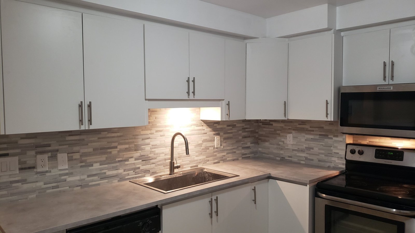 16 Gifford Street - Photo 3