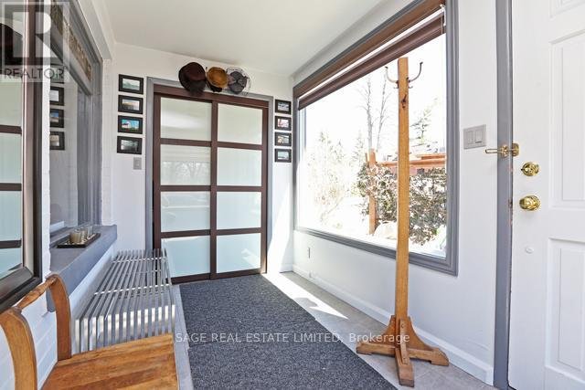 258 SILVER BIRCH AVENUE - Photo 2