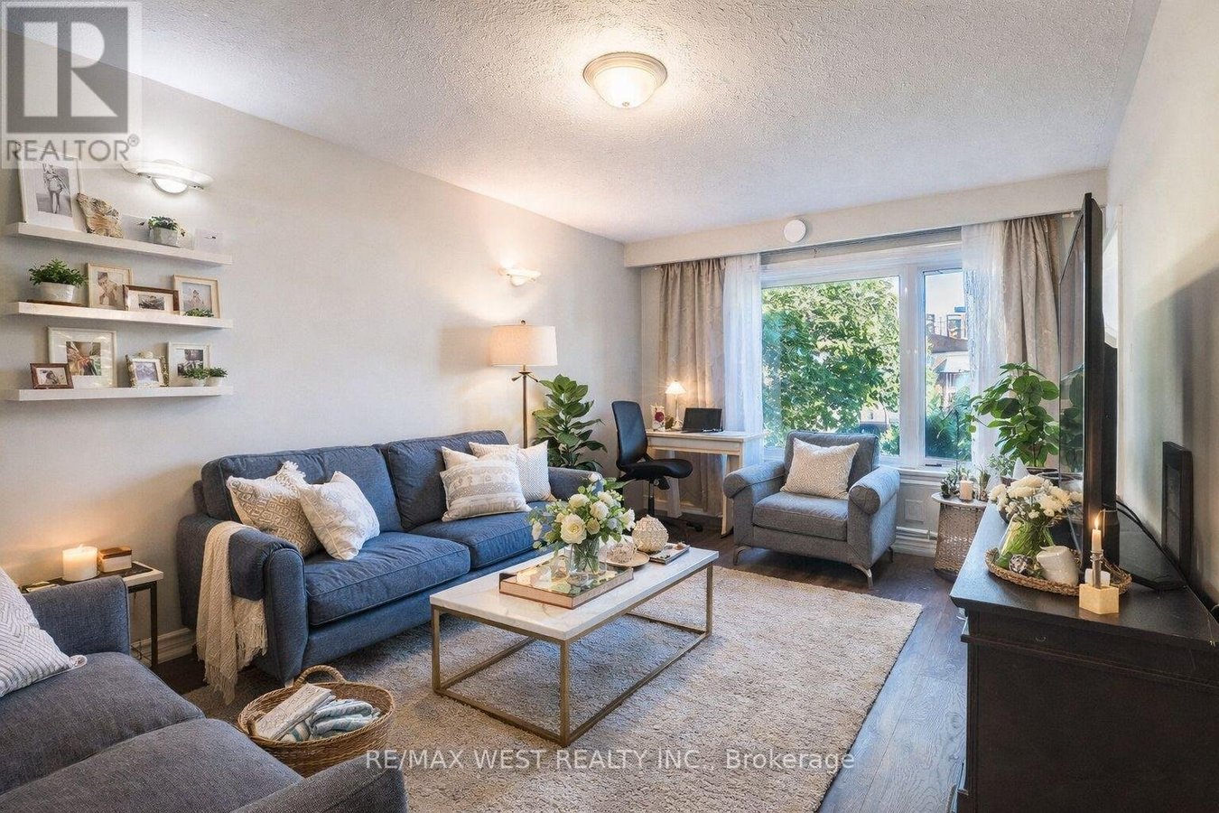 MAIN - 24 CLARION ROAD - Photo 8