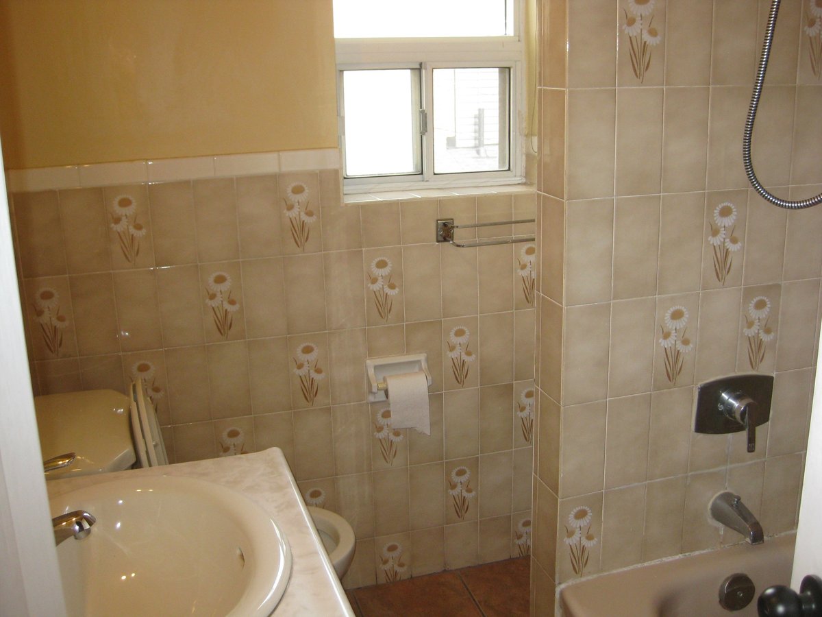 Langley Avenue - Photo 5
