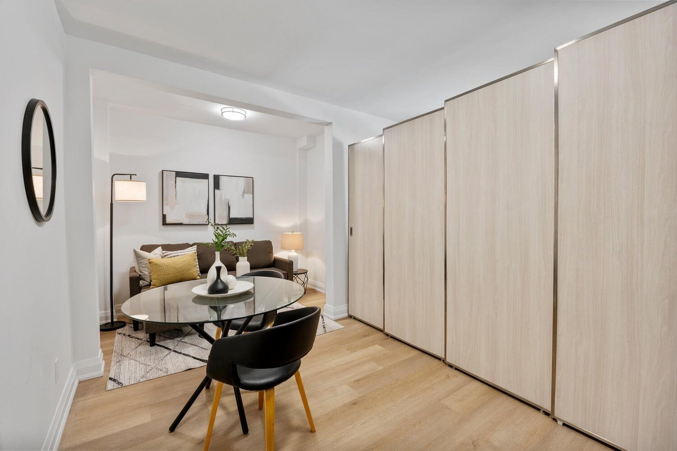 134 Carlton Street - Photo 2