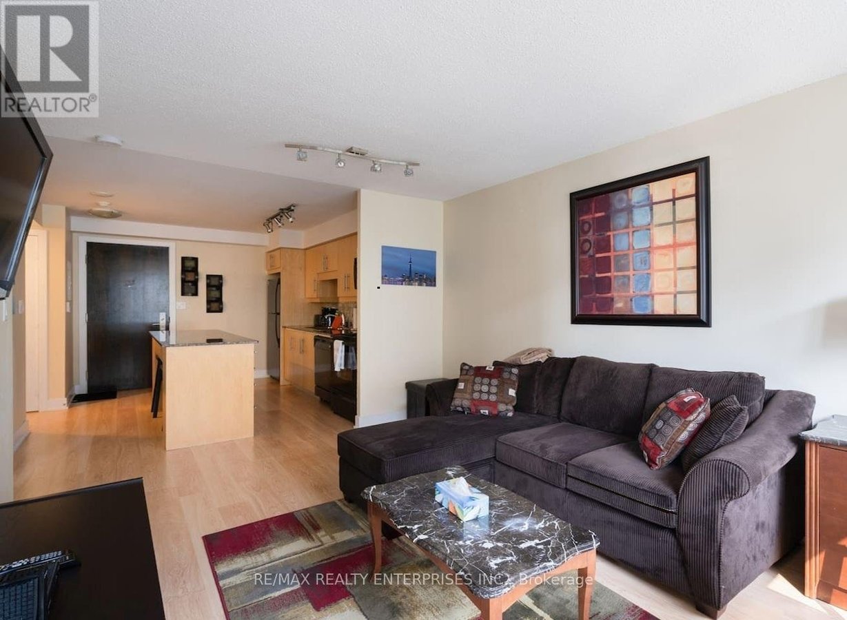 1509 - 20 BLUE JAYS WAY - Photo 7