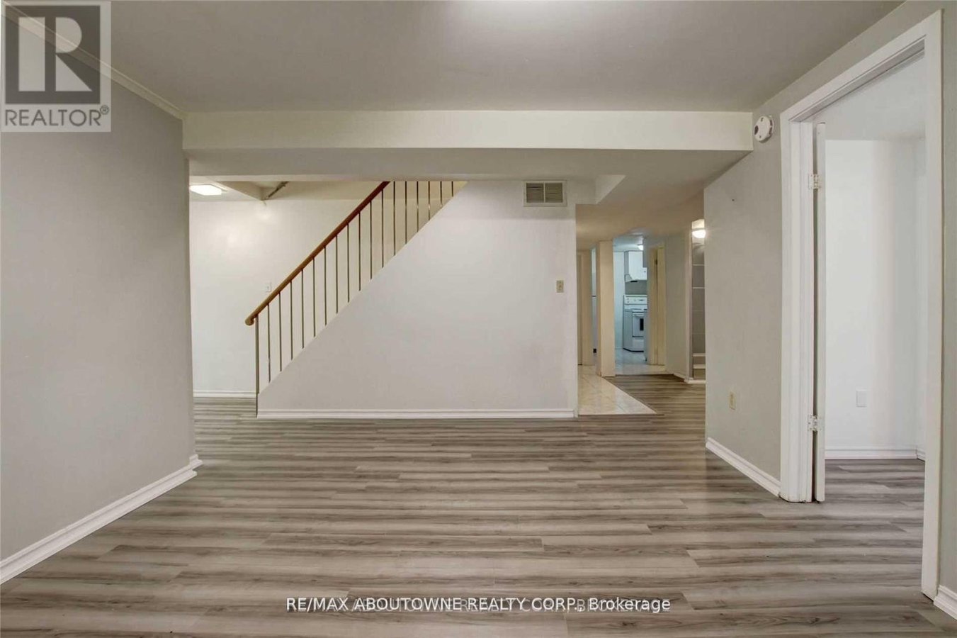 LOWER - 14 ANGUS DRIVE - Photo 21