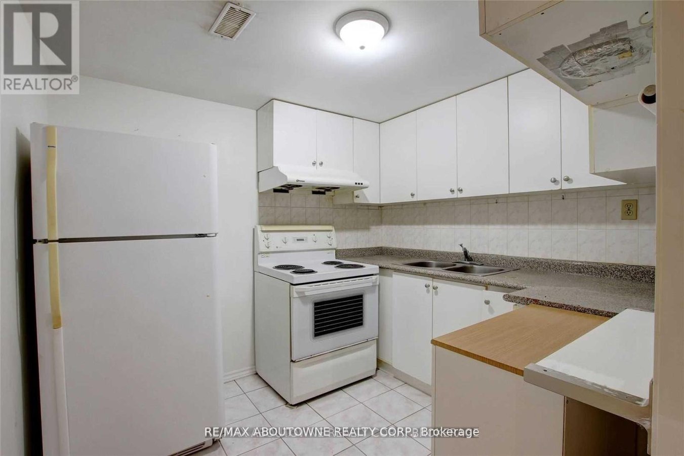 LOWER - 14 ANGUS DRIVE - Photo 27