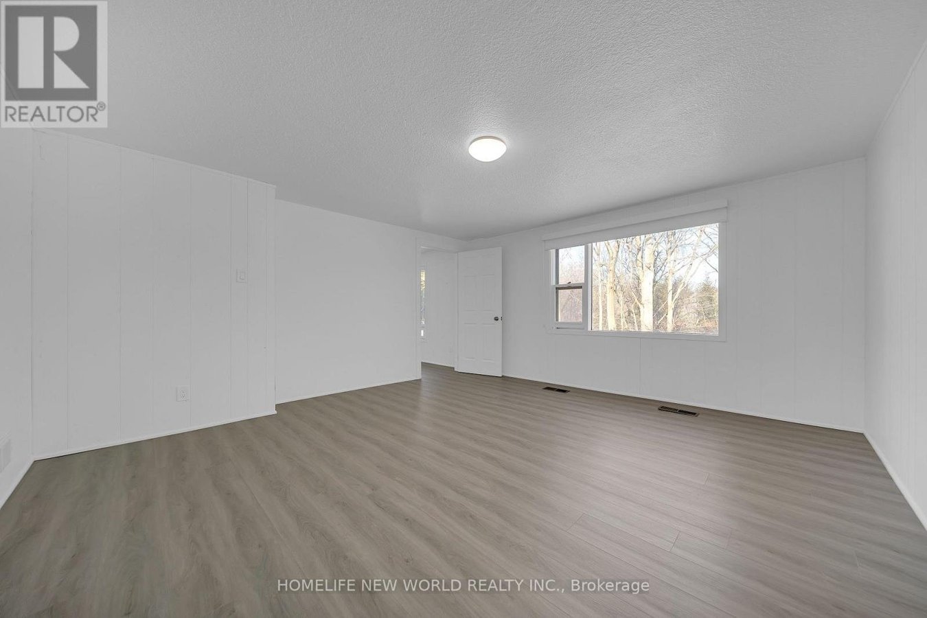 LOWER LEVEL - 129 BURBANK DRIVE - Photo 12