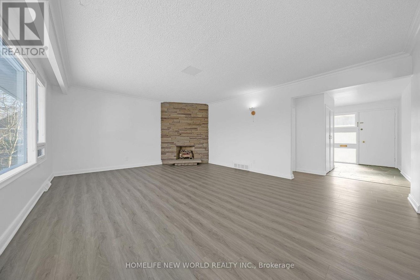 MAIN FLOOR - 129 BURBANK DRIVE - Photo 9