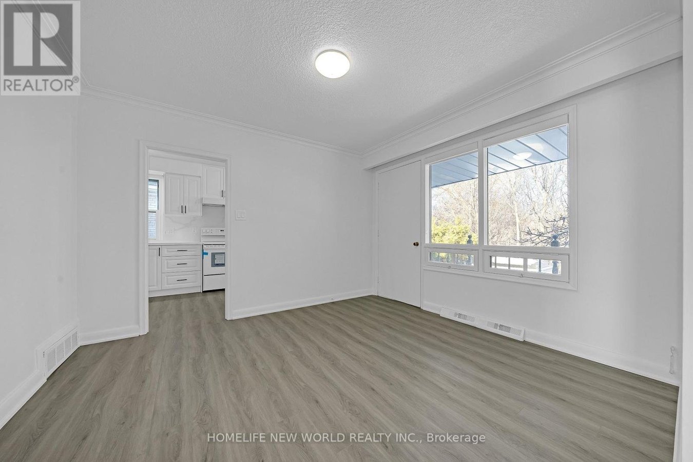MAIN FLOOR - 129 BURBANK DRIVE - Photo 10