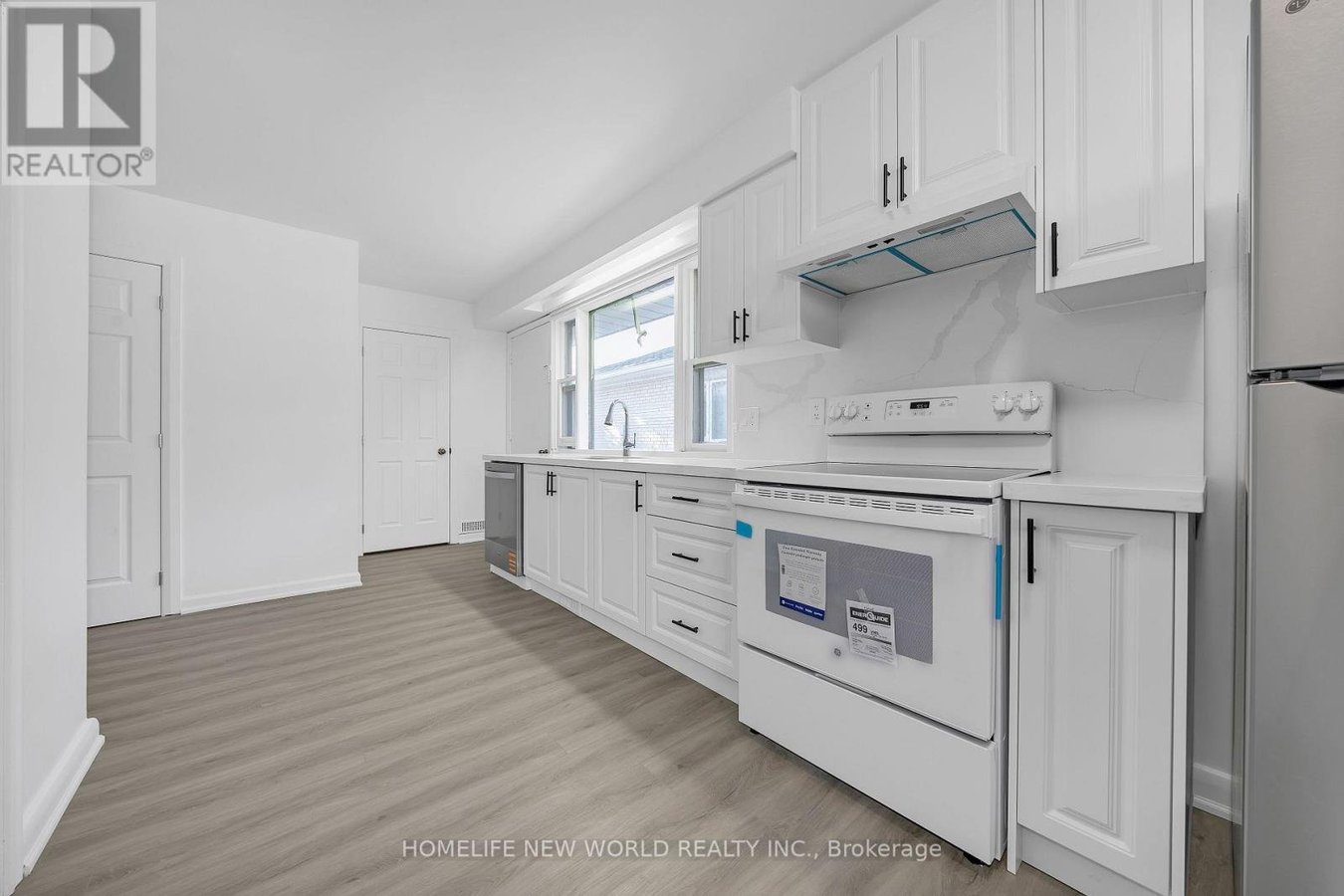 MAIN FLOOR - 129 BURBANK DRIVE - Photo 13