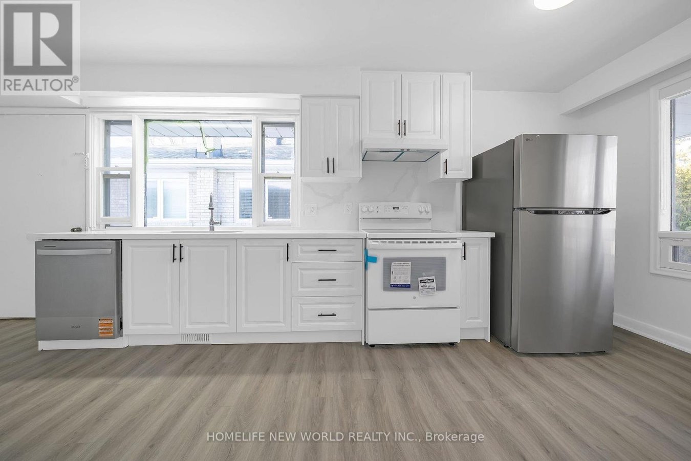 MAIN FLOOR - 129 BURBANK DRIVE - Photo 14