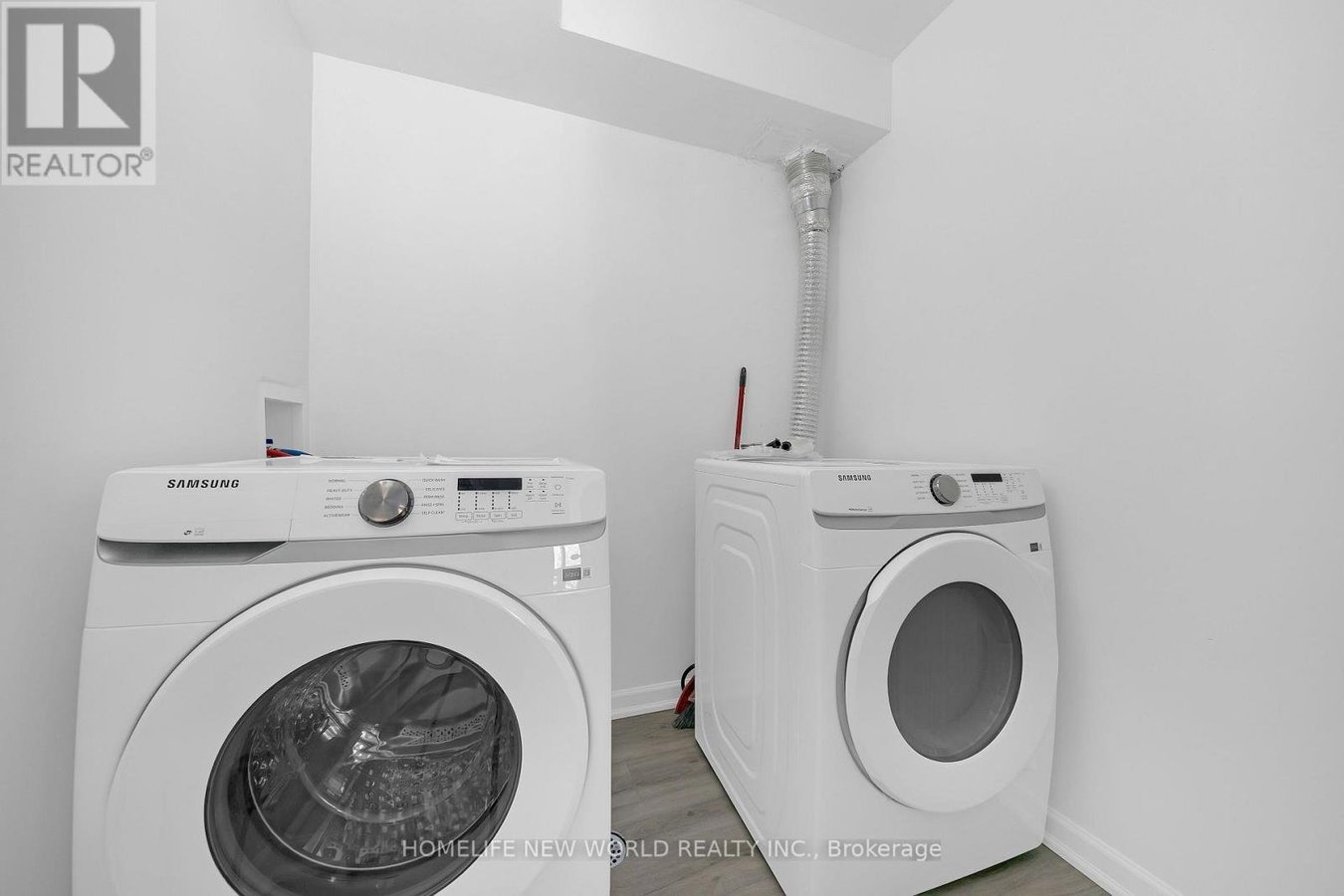 MAIN FLOOR - 129 BURBANK DRIVE - Photo 15