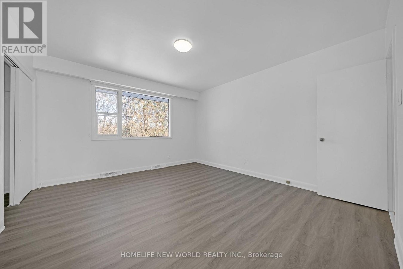 MAIN FLOOR - 129 BURBANK DRIVE - Photo 23